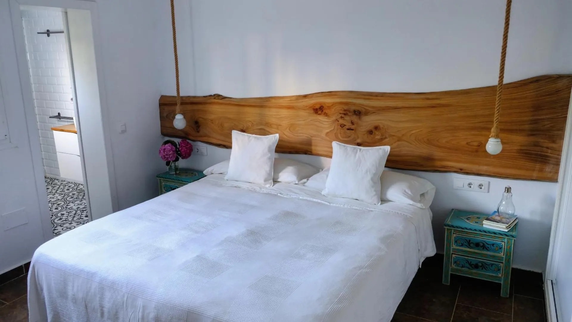 Casara Cuatro - Charming Warm Loft Close To The Beach Zahora